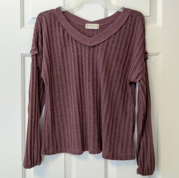 Altar'd State sweater top - Picture 2 of 8